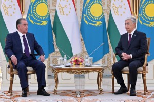 
                     Токаев провел встречу с Президентом Таджикистана Эмомали Рахмоном
                
