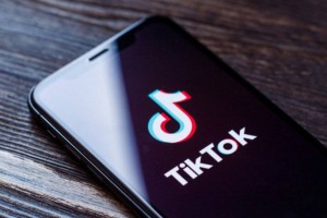 
                    Организаторов азартных игр в TikTok осудили в Алматы
                