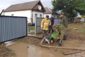 В области Жетісу создали оперативный штаб, горячую линию и пункт эвакуации