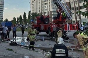 
                    Акимат Алатауского района Алматы организует ночлег и питание для жителей-погорельцев
                