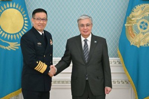 Токаев принял министра обороны КНР Дун Цзюня