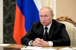 
                    Путин собрался выходить на карантин
                