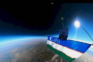 
                    Флаг Узбекистана запустили в стратосферу
                