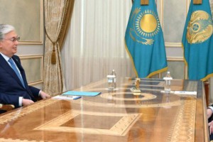 Токаев принял государственного деятеля Икрама Адырбекова