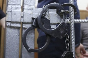 
                    Тайник с оружием и наркотики нашли у жителя Рудного
                