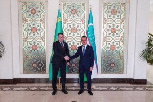 
                    Казахстан и Узбекистан подписали протокол о расширении взаимного сотрудничества
                
