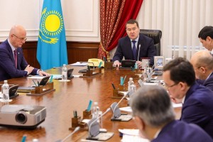 
                    Подготовку к расширенному заседанию с участием Главы государства обсудили в Правительстве
                