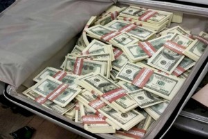 
                    Отмененный авиарейс сделал женщину долларовой миллионершей
                