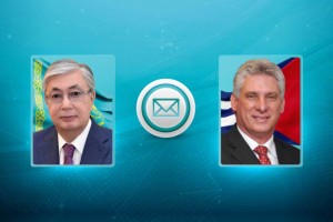 Токаев поздравил Президента Кубы