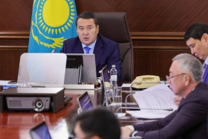 
                    Смаилов напомнил, какой серьезный вызов сделан для Правительства и акиматов в Послании
                
