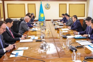 
                    Ускорить строительство газоперерабатывающих мощностей на Кашагане поручил Смаилов
                