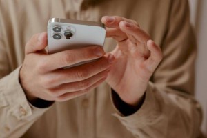 Похитителя смартфонов задержали в Алматы