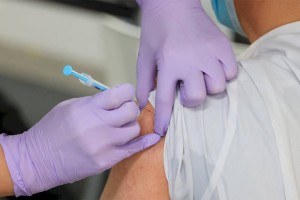 
                    В чем главные отличия течения COVID-19 у вакцинированных – иммунолог
                