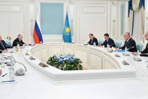 Токаев и Путин провели переговоры в узком составе