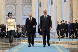 Как Владимира Путина встретили в Акорде