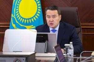 
                    Алихан Смаилов поручил увеличить мощность Шымкентского НПЗ
                
