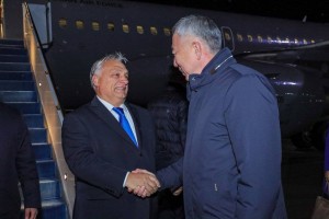 
                    Премьер Венгрии прибыл в Казахстан с официальным визитом
                