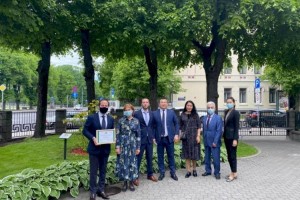
                    Латвийские селекционеры назвали новый сорт рододендрона Qazaqstan
                