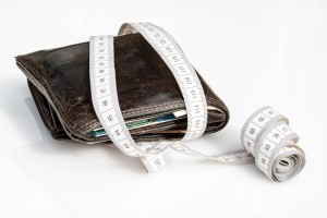 
                    Казахстанцы тратят 11% от ВВП на душу населения на минимальные потребительские расходы
                