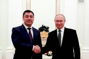 
                    Главы России и Кыргызстана проведут переговоры в Сочи
                
