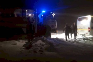 
                    В Карагандинской области спасатели эвакуировали из снежного заноса порядка 30 человек
                