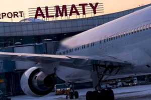 
                    Алматинец заплатит штраф за мат на борту самолета
                