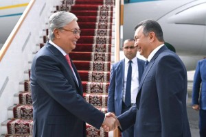 
                    Касым-Жомарт Токаев прибыл в Таджикистан
                