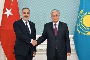 
                    Какие вопросы обсудили Президент Казахстана и глава МИД Турции
                