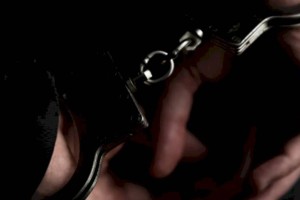 
                    В Алматы задержали группу домушников
                