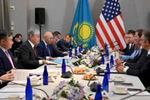 
                    Касым-Жомарт Токаев провел встречу с руководителями глобальных фининститутов
                