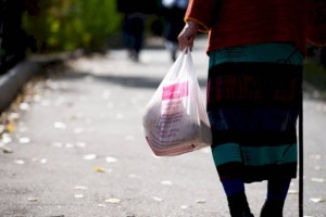 Пенсионеры ведут свой мониторинг стоимости продуктов