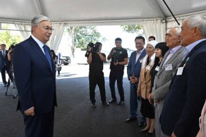 
                    Президент назвал важным открытие специализированных высокотехнологичных медучреждений в регионах
                