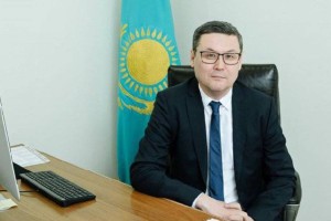 
                    Еркин Тукумов высказался о роли дипломатии в современном мире
                