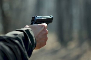 
                    Вооруженный мужчина устроил стрельбу в Шымкенте
                