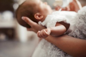 
                    Новорожденную дочь пыталась продать семейная пара в Алматы
                