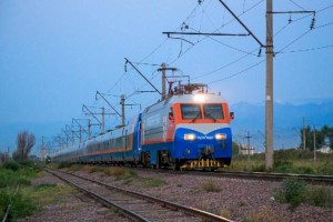 Пассажирские перевозки по железной дороге выросли на 37% за год в РК