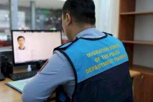 
                    Троих граждан Индии задержали в аэропорту Алматы
                