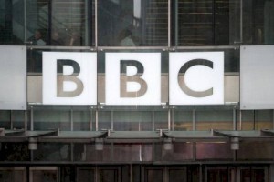 
                    Китай запретил вещание телеканала BBC
                