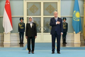 
                    Президент Сингапура прибыла в Казахстан с госвизитом
                