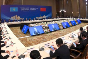 
                    Глава государства принял участие в казахско-китайском инвестиционном круглом столе
                