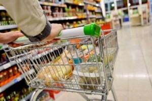 
                    Рост цен на социально значимые продукты удалось остановить в Казахстане
                