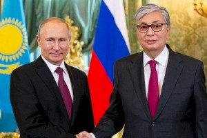 
                    Путин по телефону поздравил Касым-Жомарта Токаева с юбилеем
                
