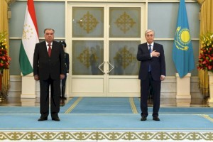 Президенты Казахстана и Таджикистана обсудили наращивание двустороннего сотрудничества