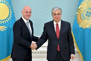 
                    Казахстан намерен развивать сотрудничество с ФИФА
                