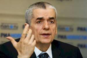 
                    В России предлагают снять все ограничения из-за COVID-19
                