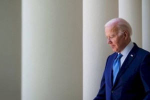 
                    Джо Байден будет баллотироваться на второй срок в 2024 году
                
