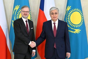 
                    Президент РК обсудил экономическое сотрудничество с Премьер-министром Чехии
                