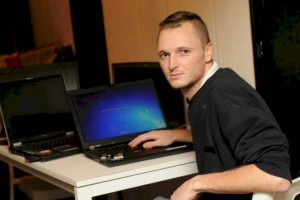 
                    Мужчина  выбросил жесткий диск с биткойнами на 230 миллионов фунтов стерлингов
                
