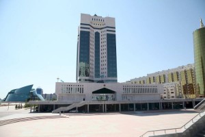 
                    Казахстан привлек рекордный объем прямых иностранных инвестиций
                