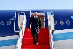 
                    Президент Азербайджана прибыл в Казахстан
                